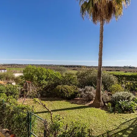 Front View Flat With Terrace Armação de Pêra