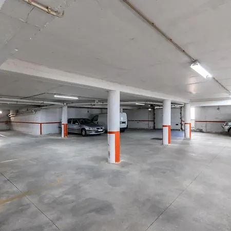 Front View Flat With Terrace Apartament Armação de Pêra