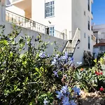Apartmán Front View Flat With Terrace Armação de Pêra