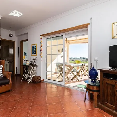 Apartment Front View Flat With Terrace Armacao de Pera