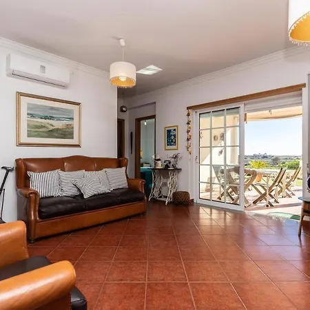 Διαμέρισμα Front View Flat With Terrace