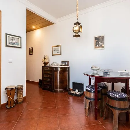 Appartement Front View Flat With Terrace *