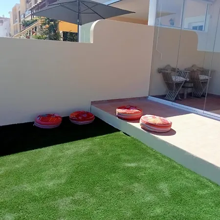 Front View Flat With Terrace * Armação de Pêra