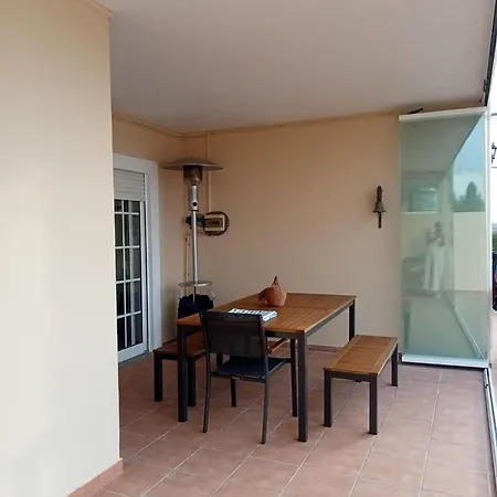 Front View Flat With Terrace Διαμέρισμα