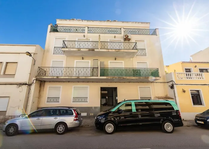 Appartamento Front View Flat With Terrace Armação de Pêra