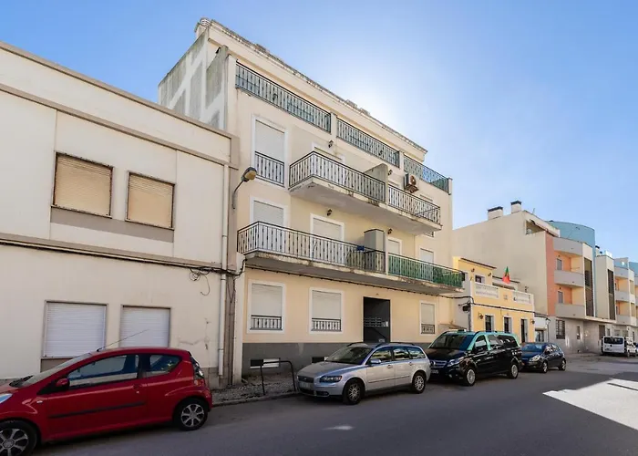 Front View Flat With Terrace *