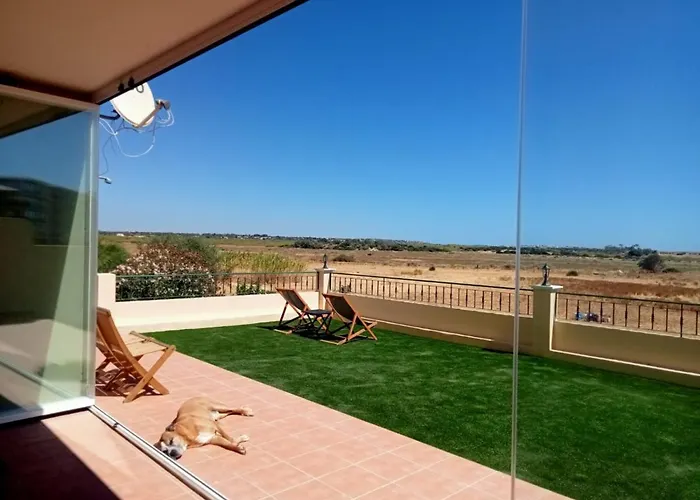 Front View Flat With Terrace Armação de Pêra